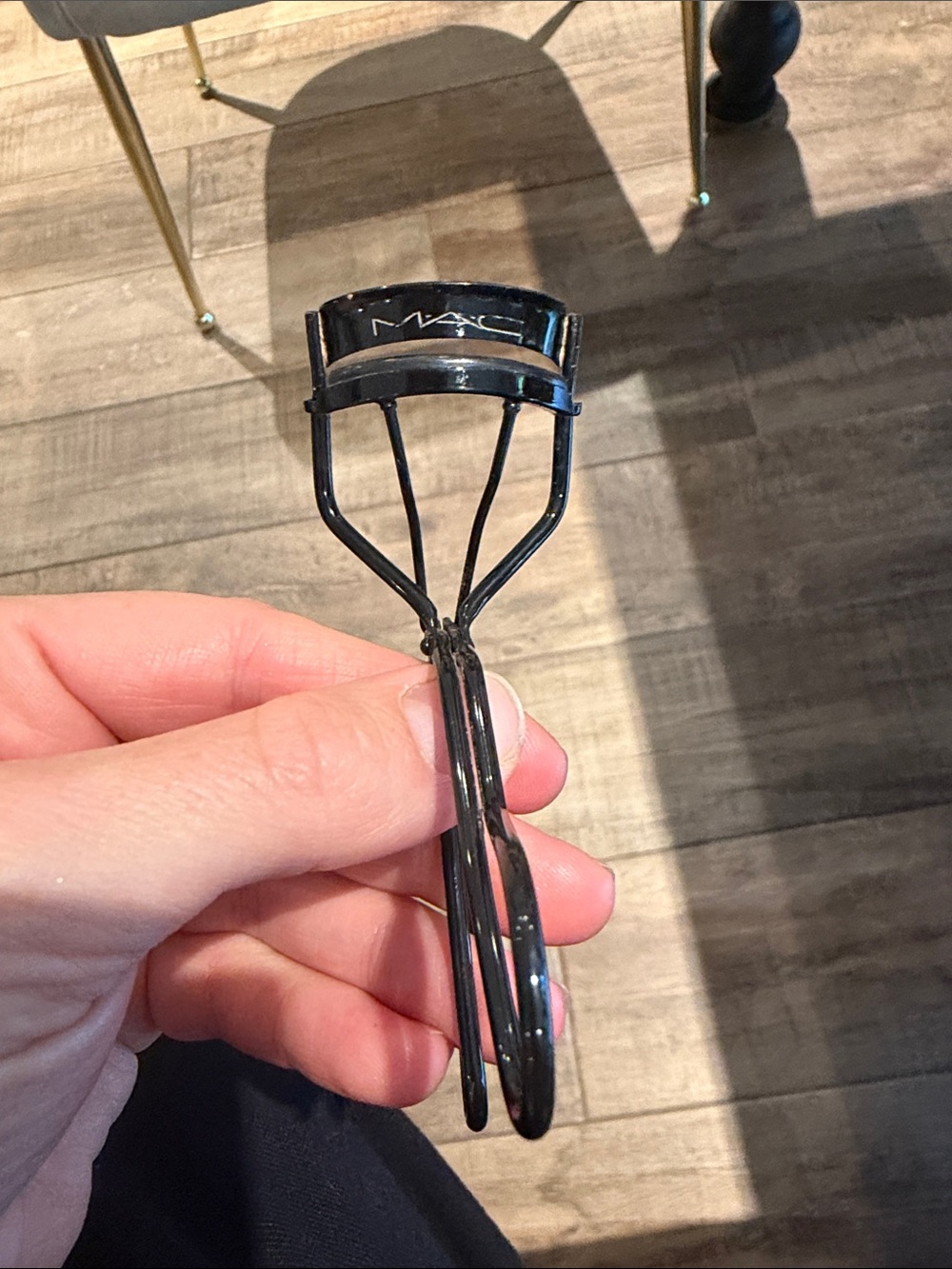 MAC Cosmetics Black Eyelash Curler